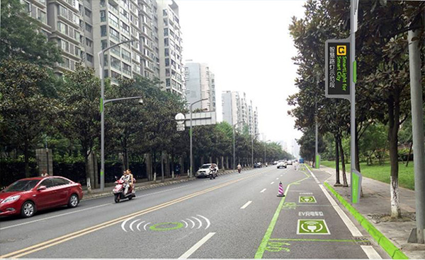智慧路灯杆，协助智慧社区实现网络泛在化、系统集成化、设备智能化、设计生态化。欧陆自主研发的5G/4G边缘计算网关，与智慧灯杆各子系统无缝对接，实现灯杆设备一站接入、智能化管理。