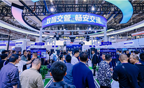 第十四届中国道路交通安全产品博览会在永州国际会议展览中心隆重举办。集中展示了近年来我国最新的交通管理科技应用成果和最领先的交通安全产品。欧陆智慧灯杆网关、边缘计算网关、AI网关和边缘联动方案本次也亮相交博会现场。