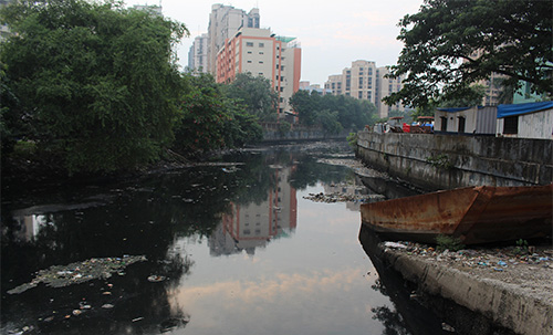 针对河道监测管理难点痛点，欧陆在线提供基于多功能工业遥测RTU设备的河道水质监测整体方案，依托工业RTU丰富接口、数据采集、智能告警等功能，实现对城市河道流域水质的实时监测和高效管理，为水生态环境保护和可持续发展提供科学、精准数据支持。